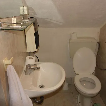 Apartmani Milokanovic Funtana Exterior photo