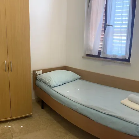 Apartmani Milokanovic Funtana Exterior photo
