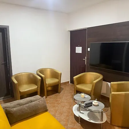 Apartmani Milokanovic Funtana Exterior photo