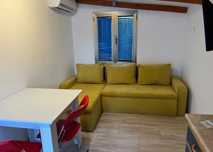 Apartmani Milokanovic