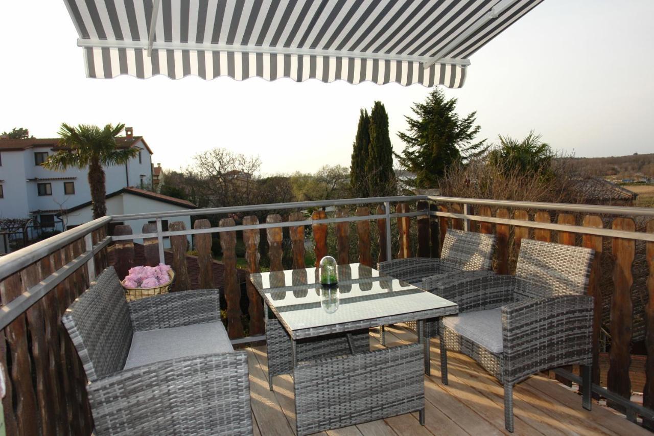 Milokanovic Apartment *